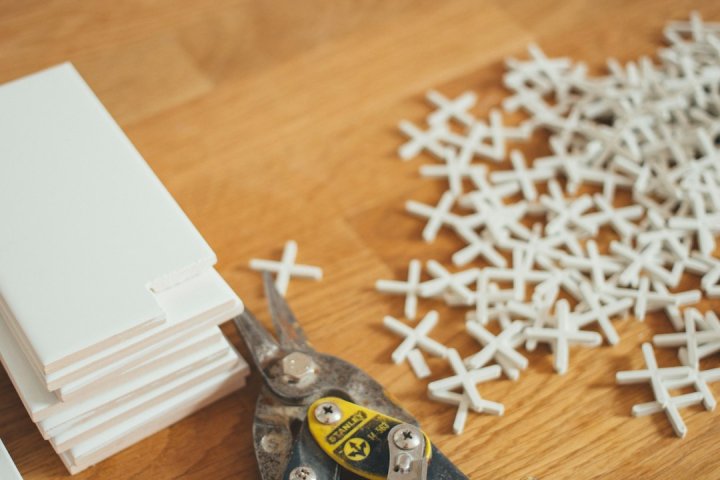 بازسازی خانه 80 متری: ایده تا اجرا + برآورد هزینه 1404